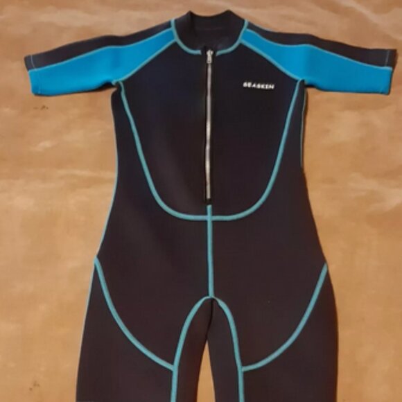 Kids Sea Skin Wetsuit Size 10. 2mm Front Zipper Neoprene Shorty - Picture 1 of 4